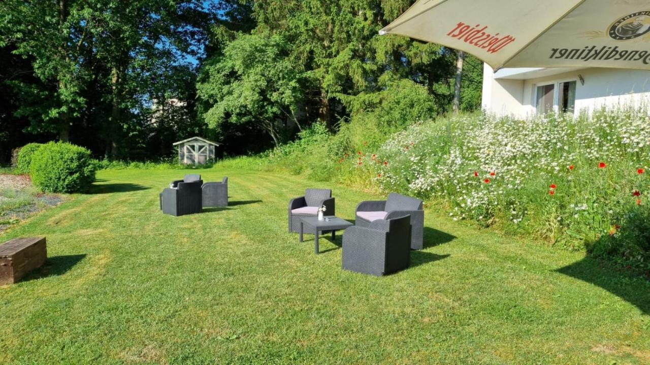 Seehotel Kell am See エクステリア 写真