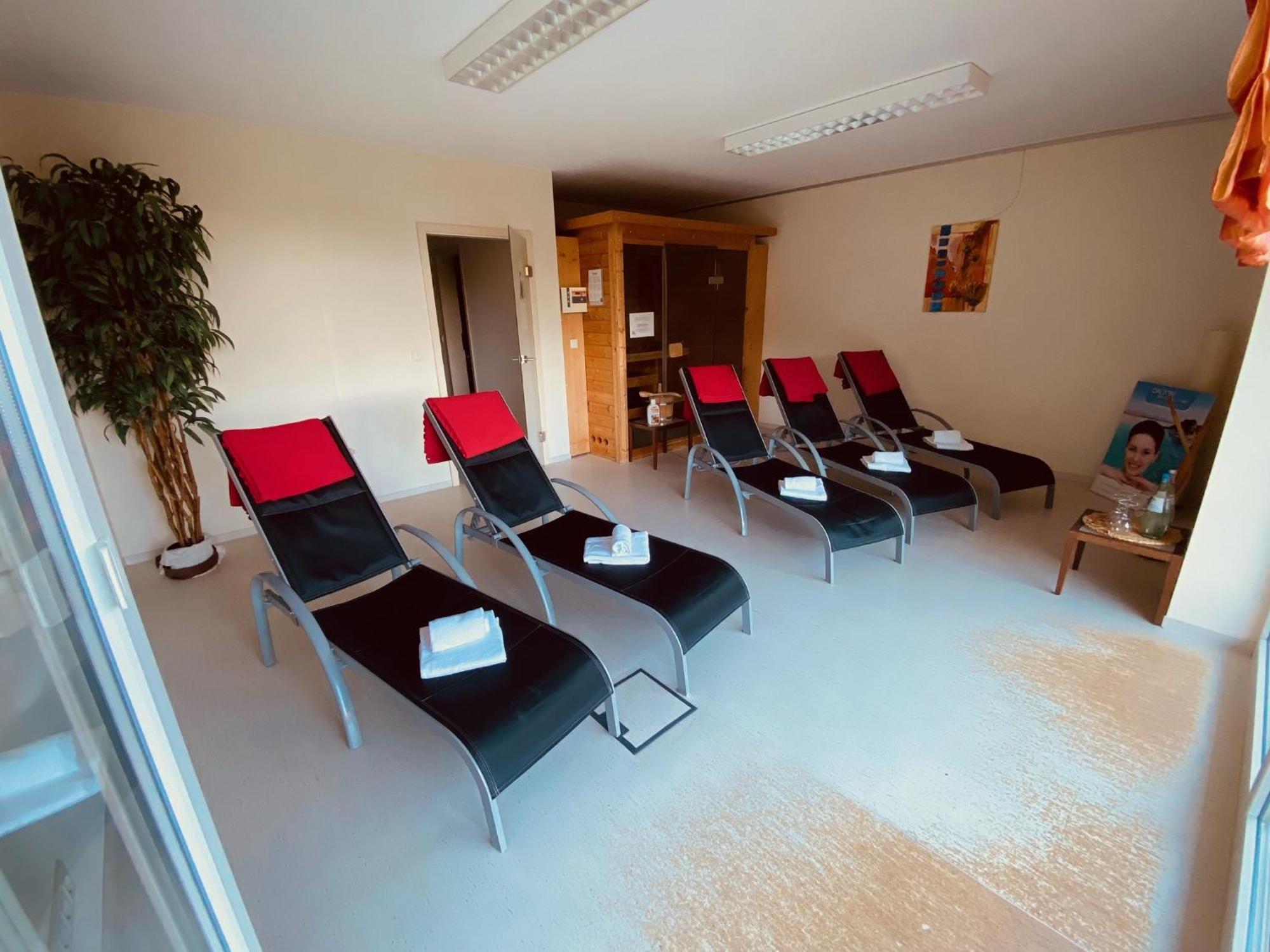 Seehotel Kell am See エクステリア 写真